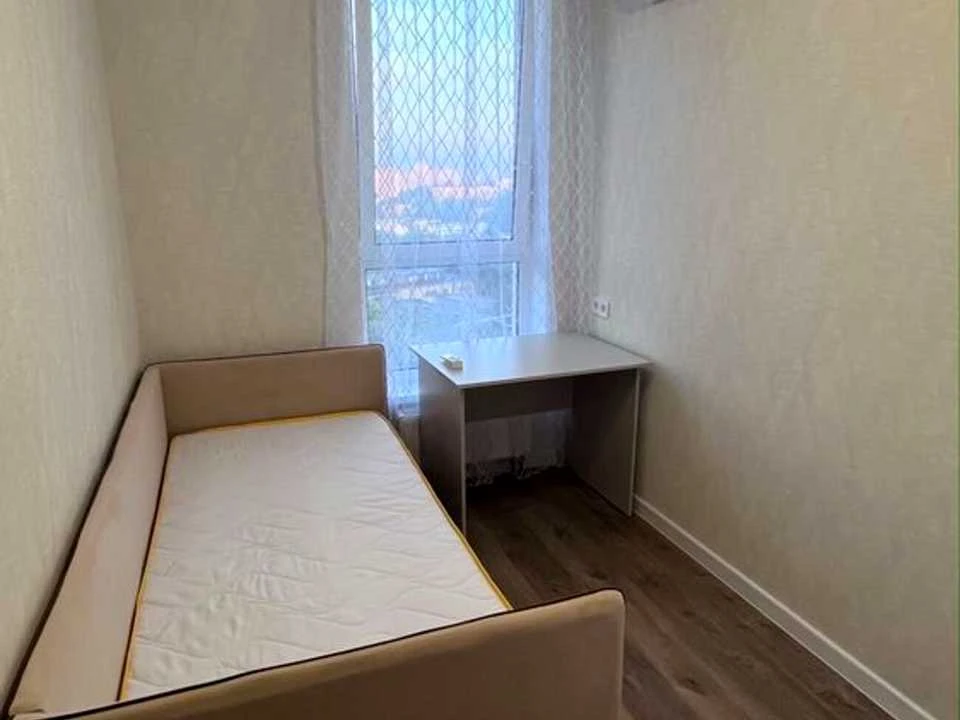 Apartment. Kyiv, Berezaysky Prospect.