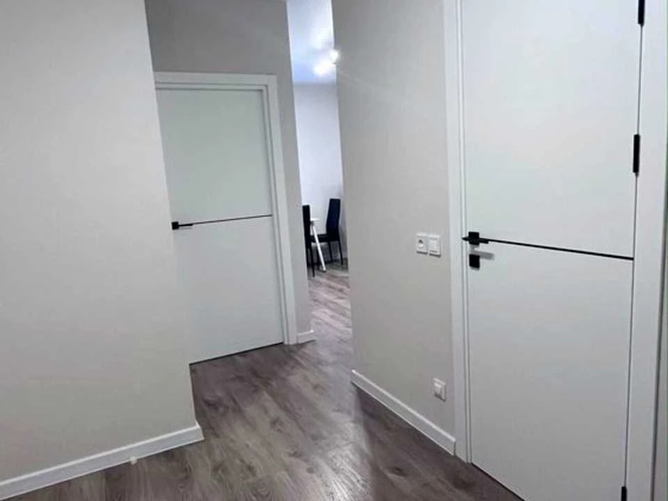 Apartment. Kyiv, Berezaysky Prospect.