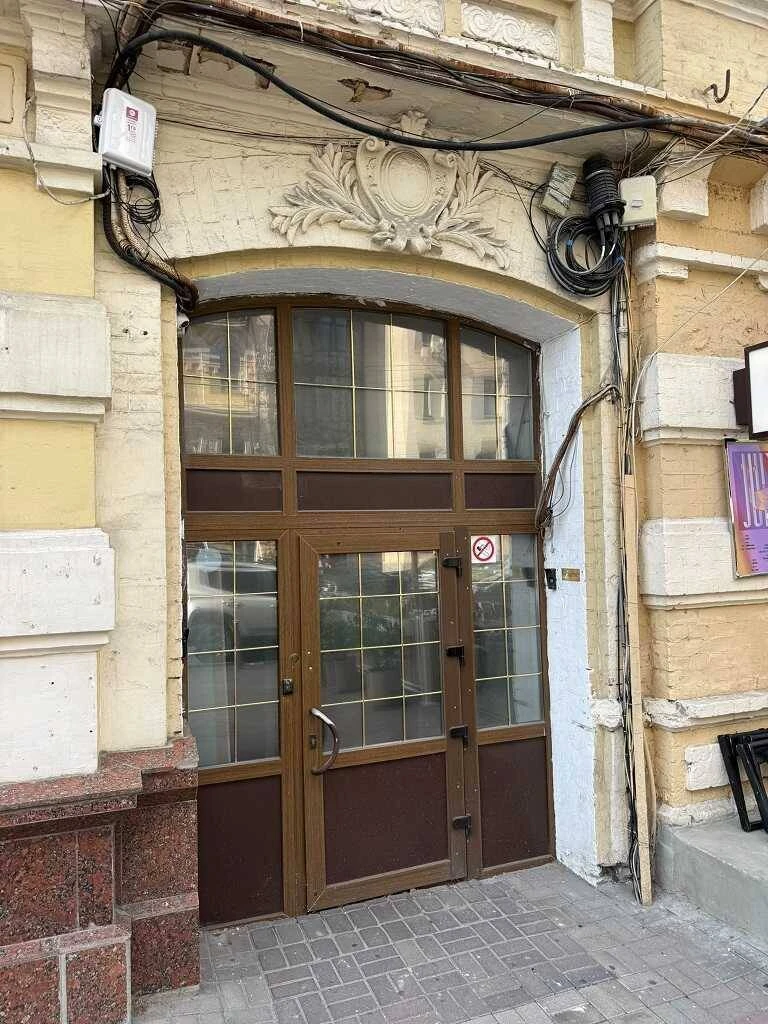 Сдам на длительный срок 4-комнатную квартиру, Киев, Печерский, Шота Руста