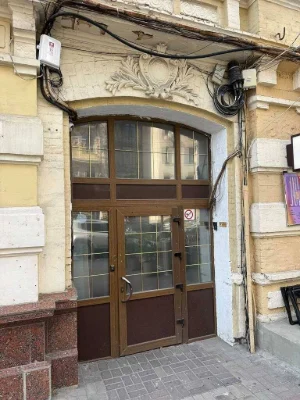 Сдам на длительный срок 4-комнатную квартиру, Киев, Печерский, Шота Руста