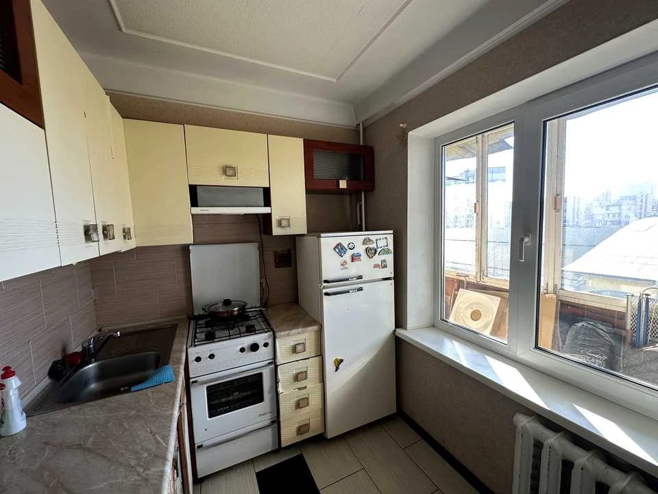 Apartment. Kyiv, Obonський Prospect.
