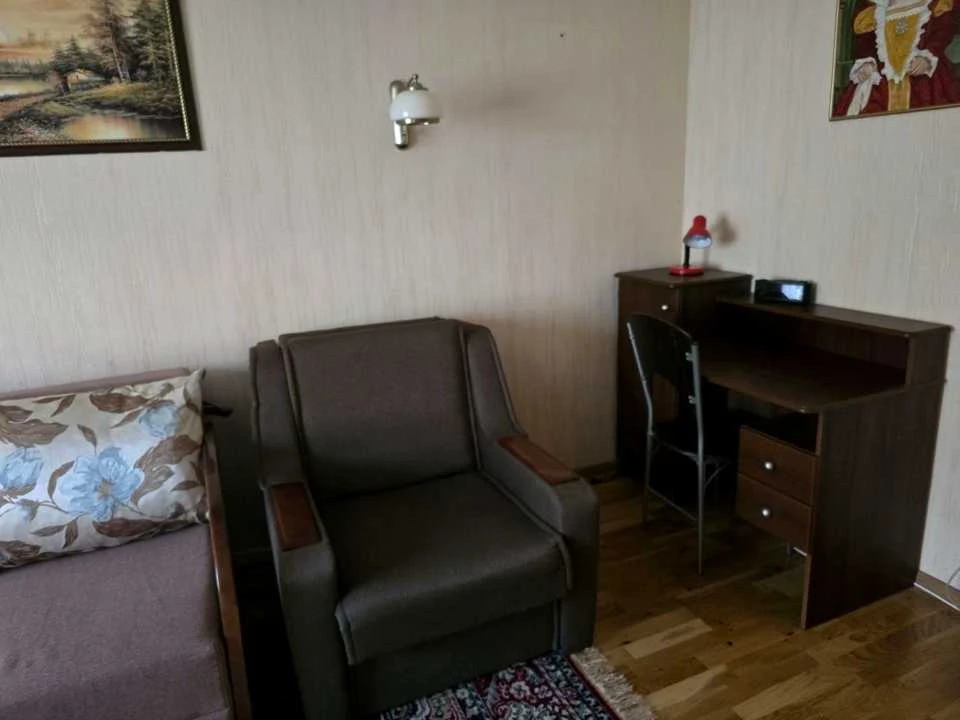 Apartment. Oleny Pchilky St., Kyiv