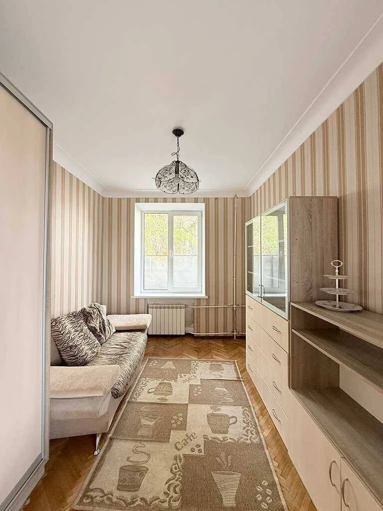 Продам 2-к квартиру Київ, Соломянський, Монтажників вул, 53