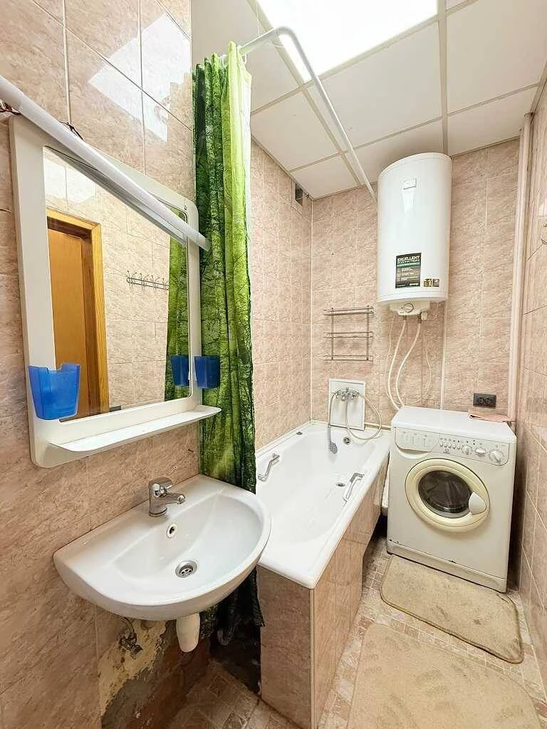 Продам 2-к квартиру Київ, Соломянський, Монтажників вул, 53