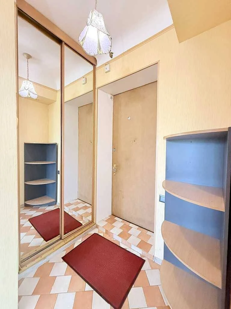 Продам 2-к квартиру Київ, Соломянський, Монтажників вул, 53