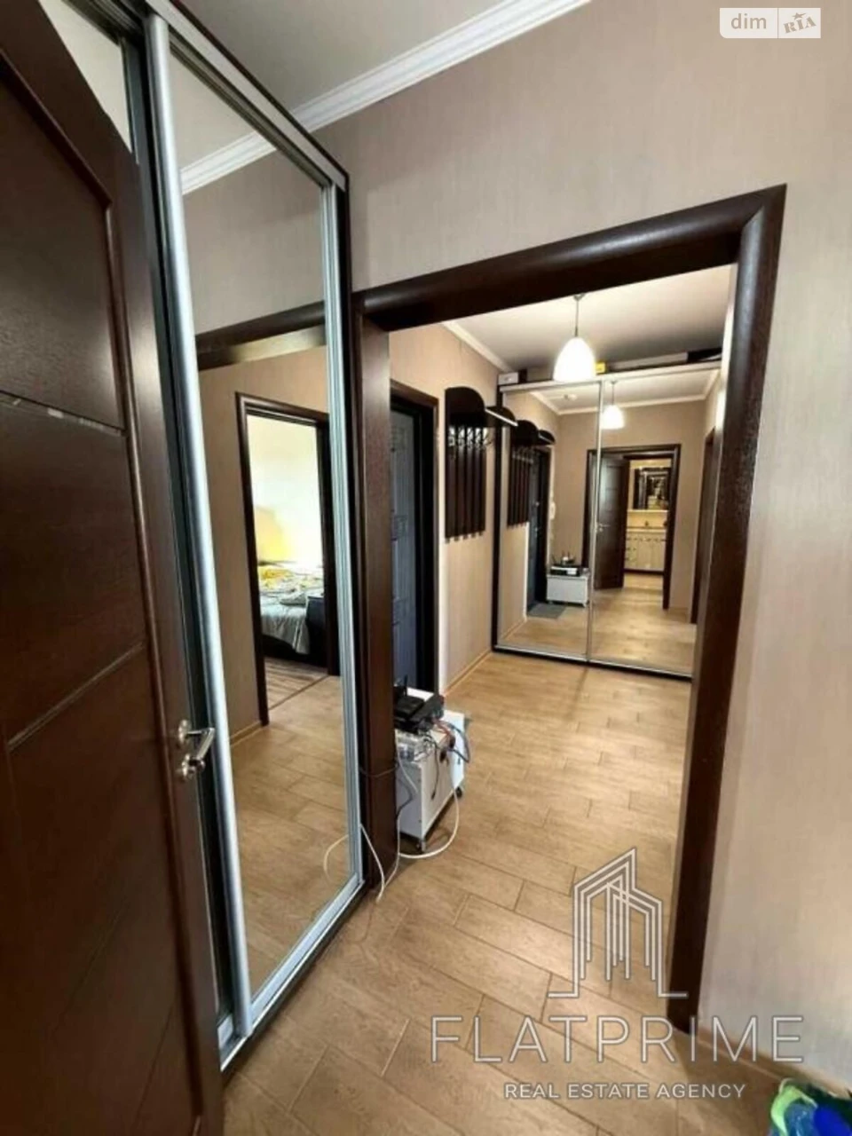 Sale of Apartment Desnyansky