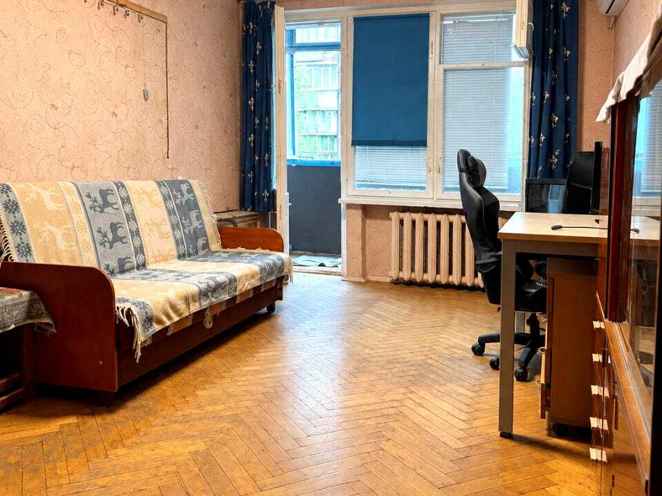Квартира. Київ, Лісовий просп.