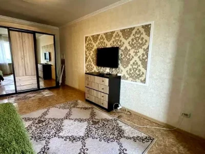 Квартира. Дніпро, Олександра Поля вул.