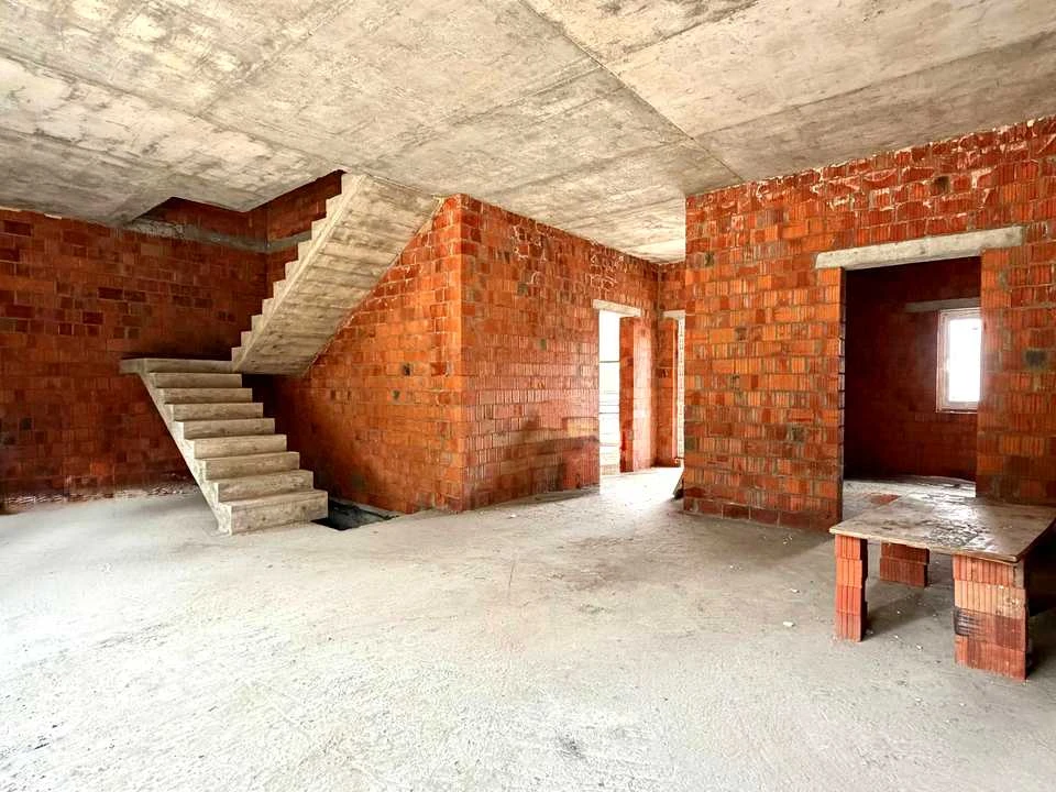 Будинок. Львів, вулиця Ігнатія Лукасевича