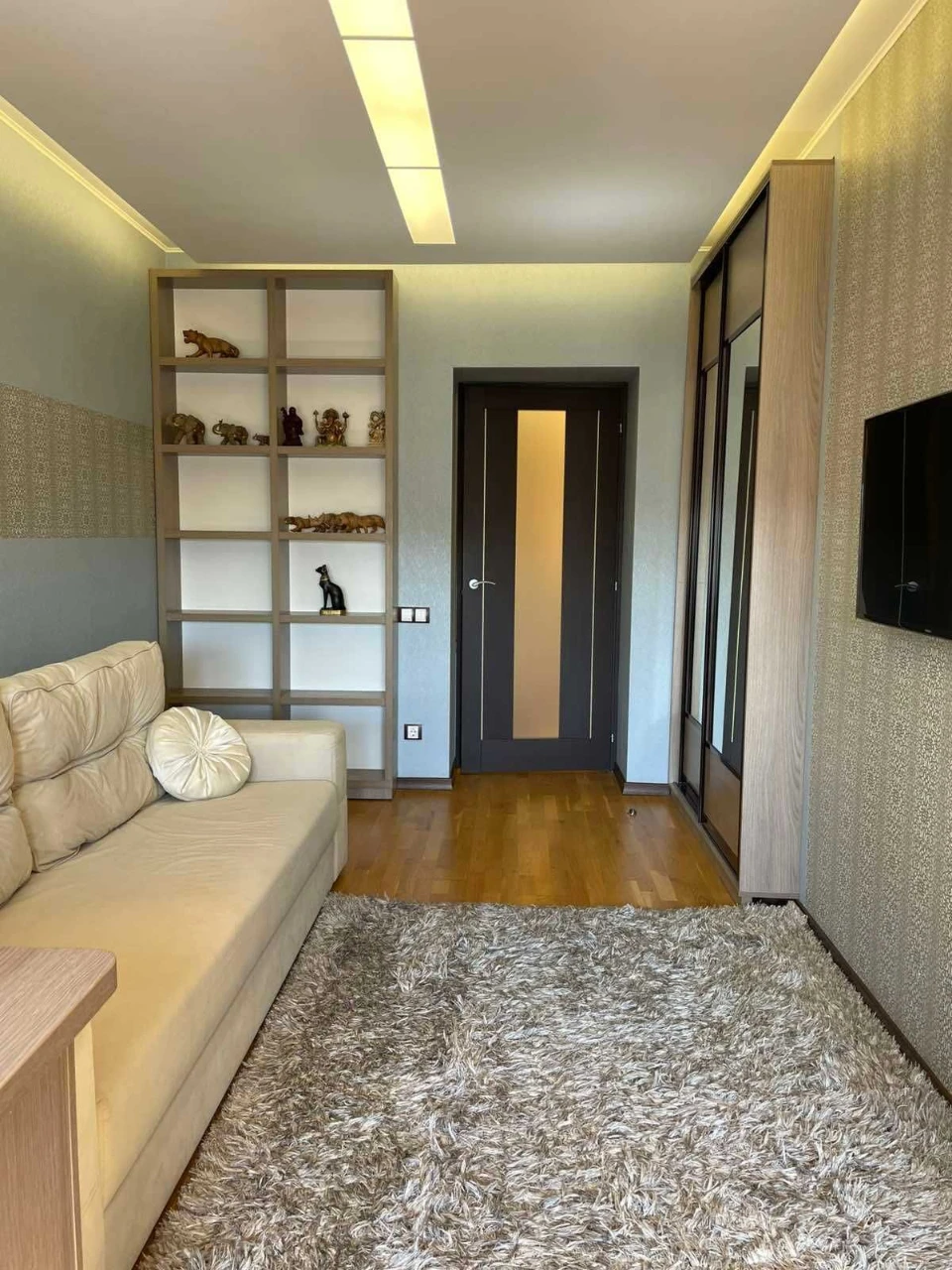 Продам 4-х кімнатну квартиру, вул. Тополева, Таїрова.
