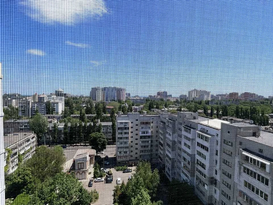 Квартира. Одеса, Середньофонтанська вул.