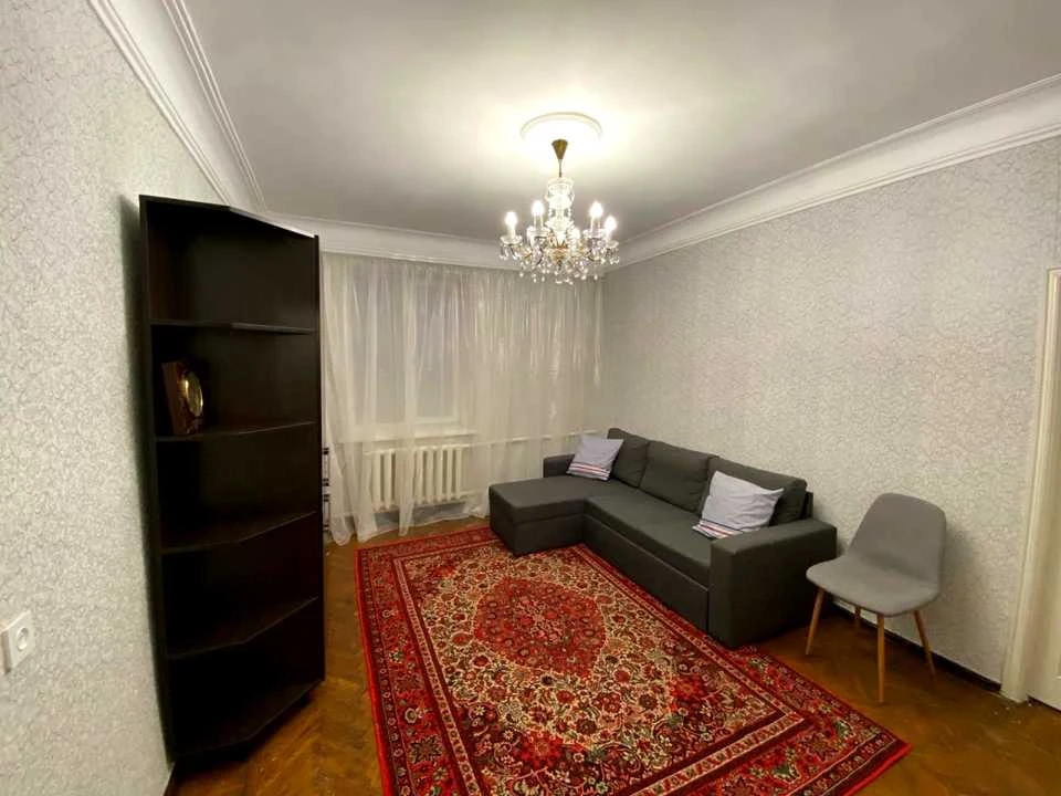 Apartment. Odessa, Primorska St.