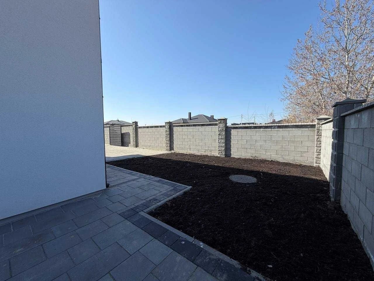 Продається готовий котедж у Рівному 130 м², 2,5 сотки, 95 00