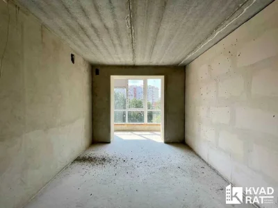 Spacious 2-room apartment near the city center! Great price!