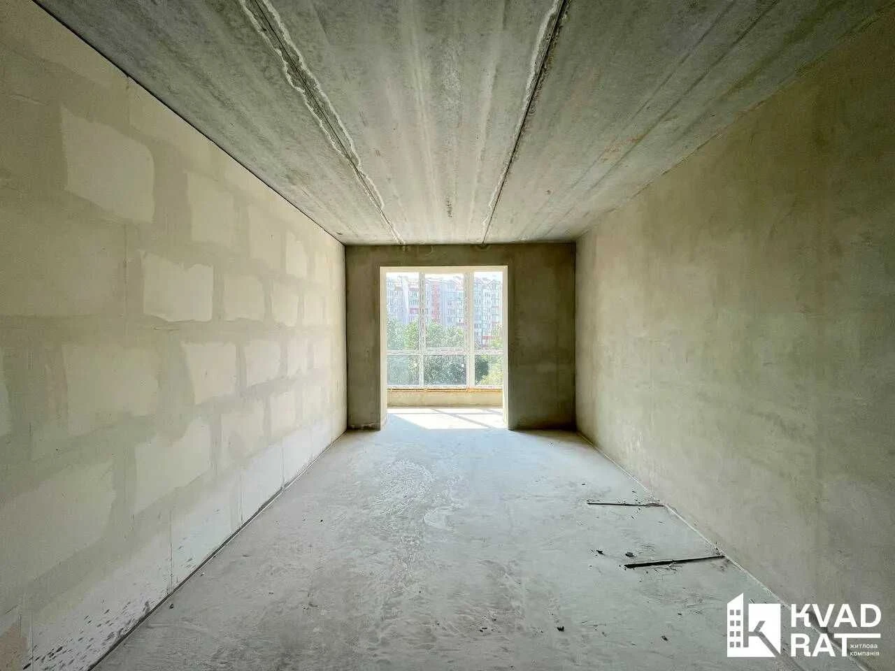 Spacious 2-room apartment near the city center! Great price!