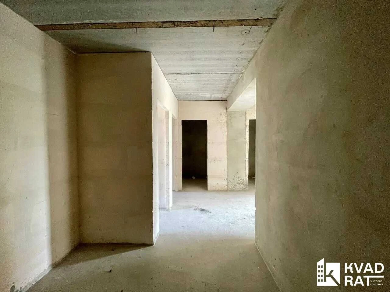 Spacious 2-room apartment near the city center! Great price!