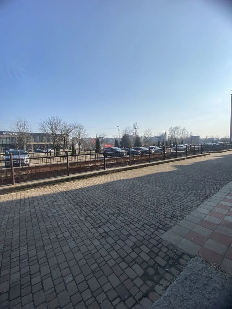 Продається 3 кімнатна квартира