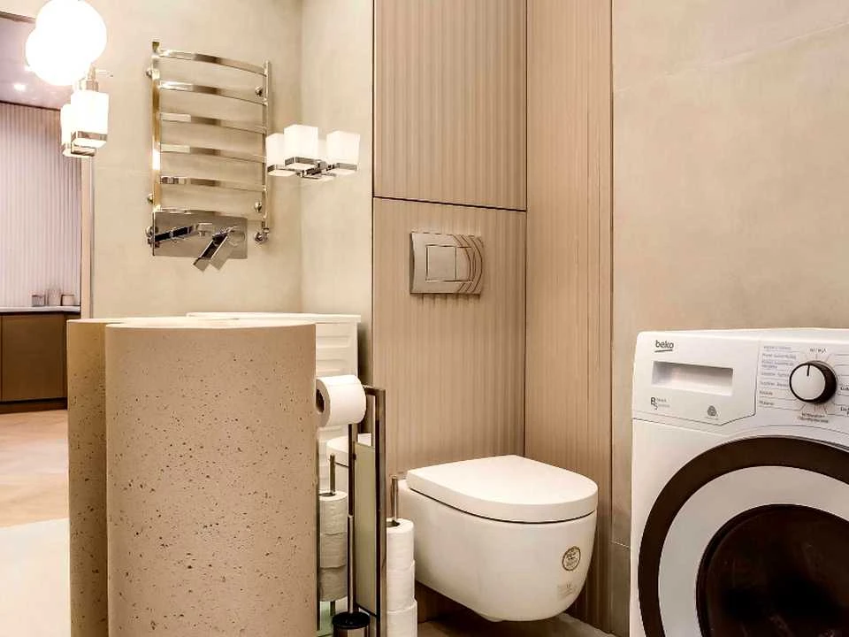 Apartment. Львів, Топольна St.