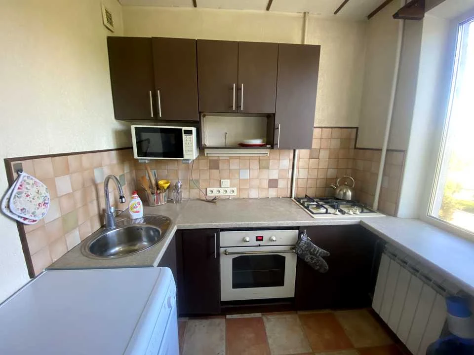 2-room apartment. Kyiv, Anatolii Solovyanyenka St.