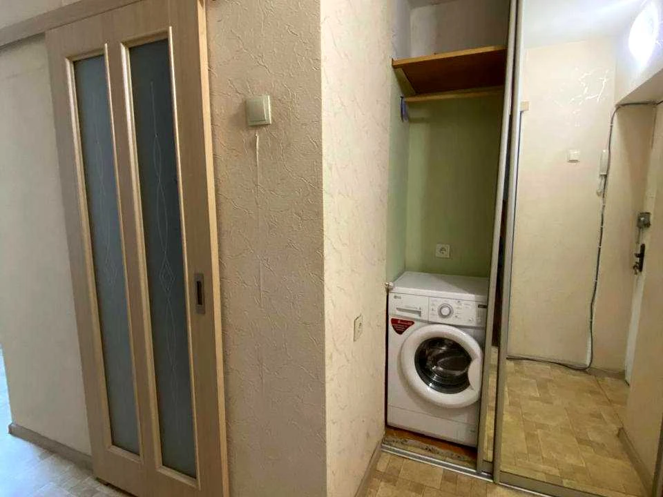Квартира. Київ, Академіка Доброхотова вул.