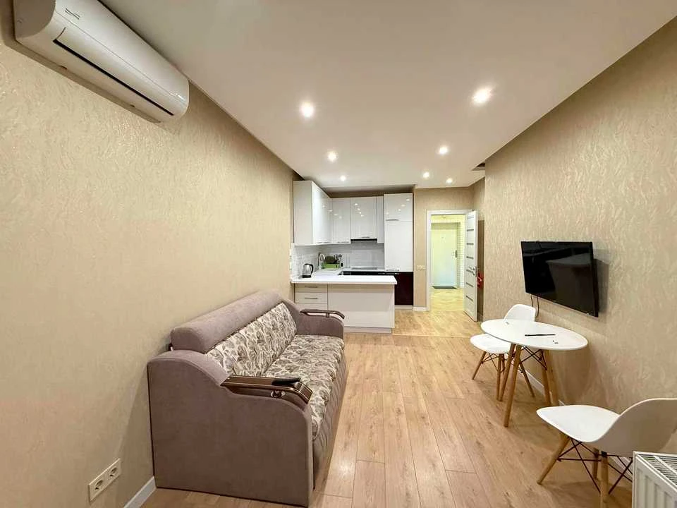 Apartment. Dragomano St.