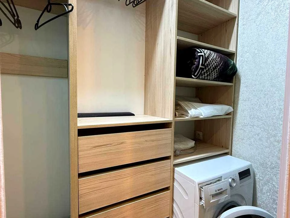 Apartment. Dragomano St.
