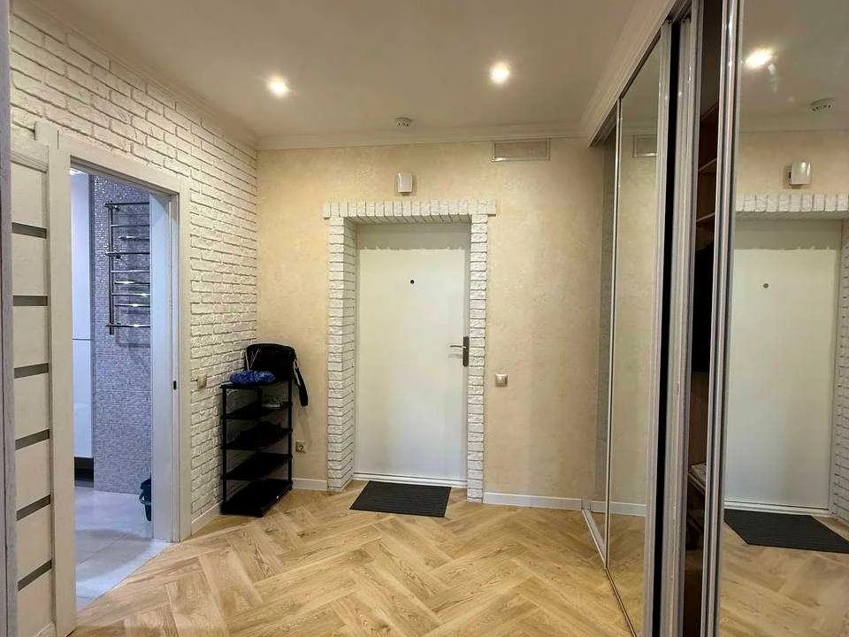 Apartment. Dragomano St.