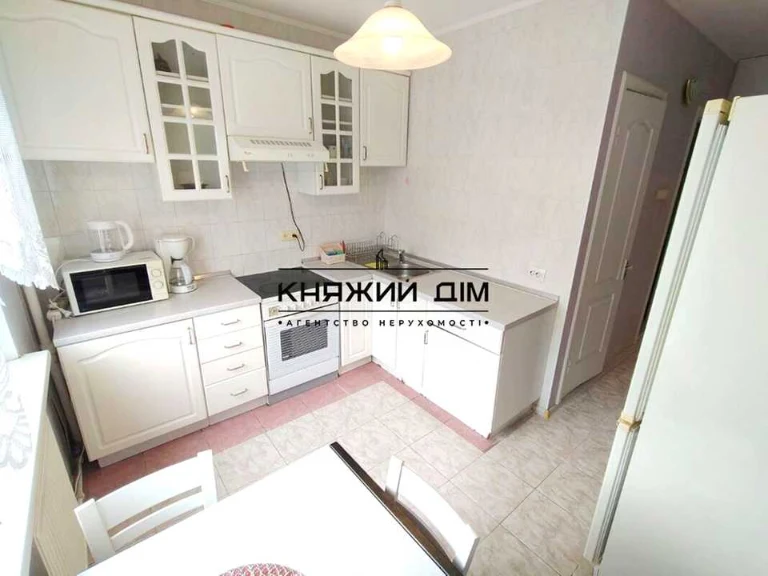 Квартира. Київ, Бориса Гмирі вул.