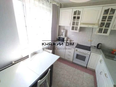Квартира. Київ, Бориса Гмирі вул.