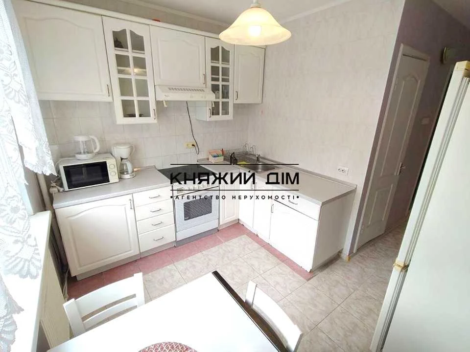 Квартира. Київ, Бориса Гмирі вул.