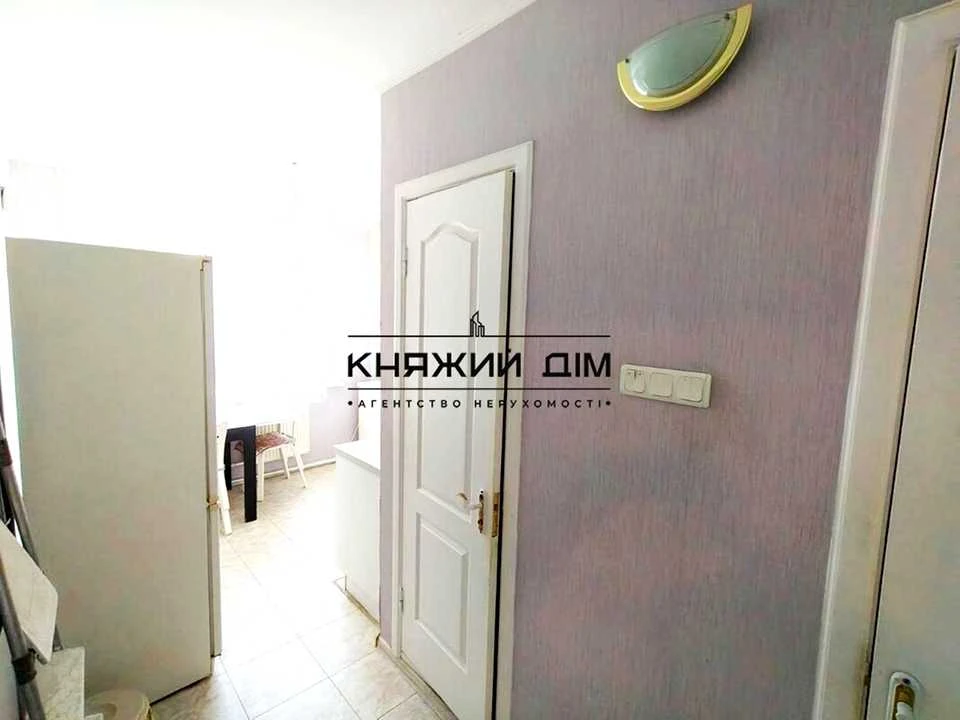 Квартира. Київ, Бориса Гмирі вул.