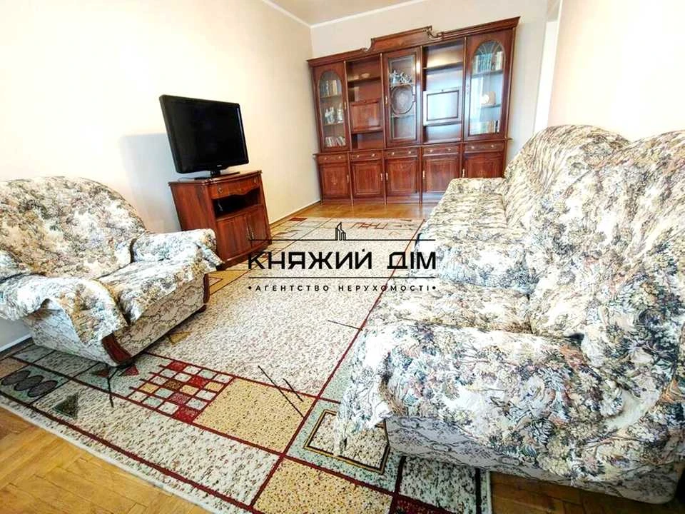 Квартира. Київ, Бориса Гмирі вул.