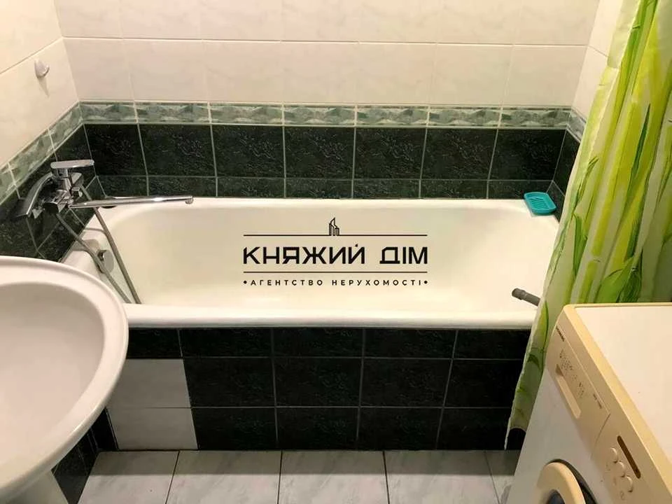 Квартира. Київ, Бориса Гмирі вул.