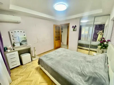 2-room apartment. Kyiv, Vasylia Domanitskoho St.