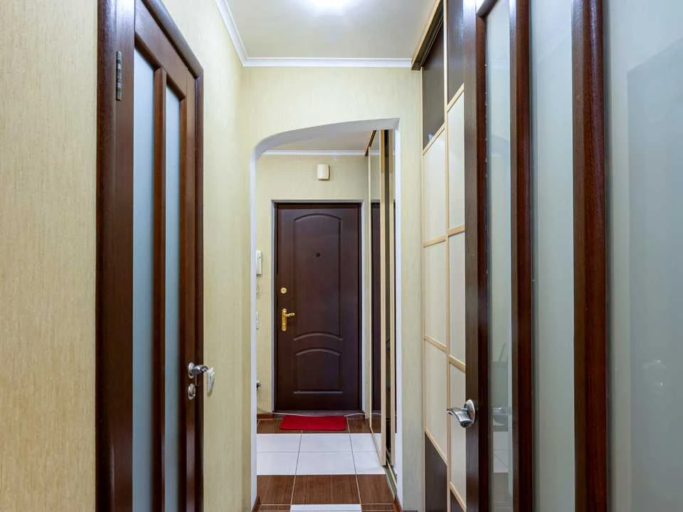 One-room apartment. Vyshnjakivska St., Kyiv.