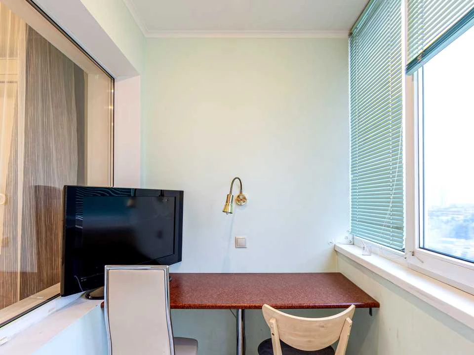 One-room apartment. Vyshnjakivska St., Kyiv.