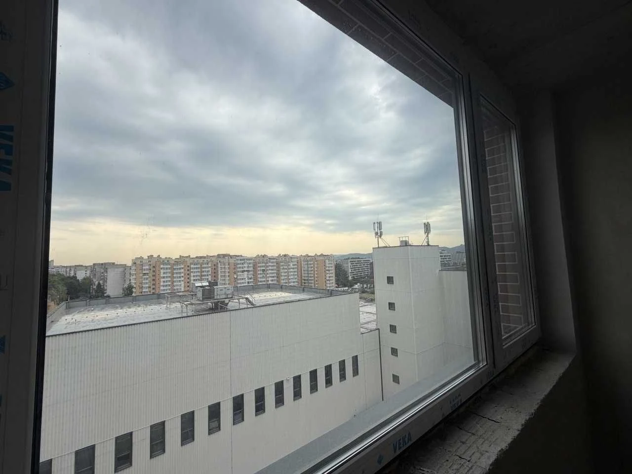 Продаж 1-кім. квартири в ЖК Auroom Air по  вул. Топольна