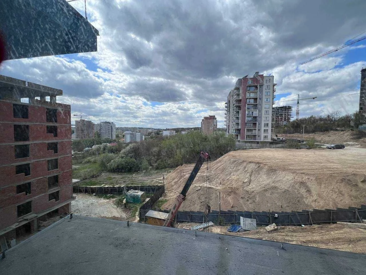 Продажа 1-комнатной квартиры в ЖК «Шелест» по ул. Студинского