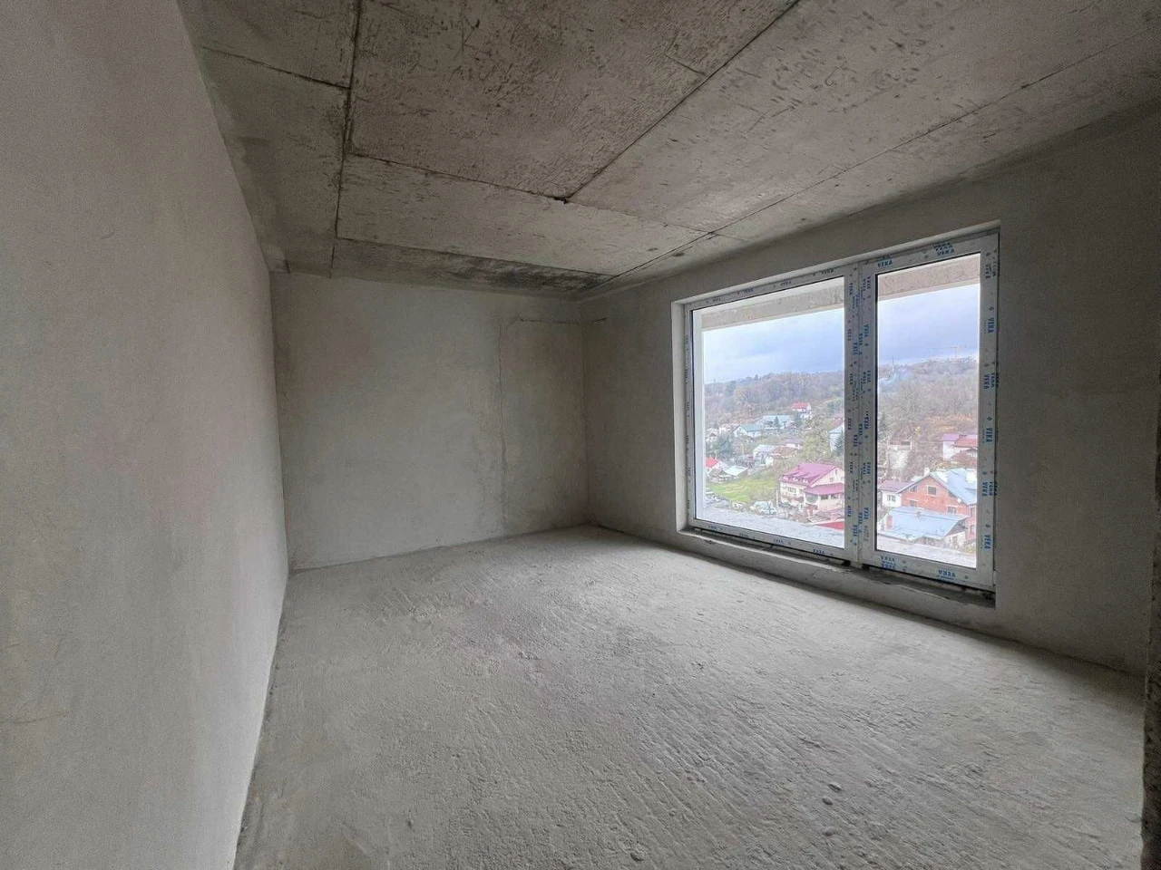 Sale of a 2-room apartment in the Auroom Air residential complex on Topolna Street
