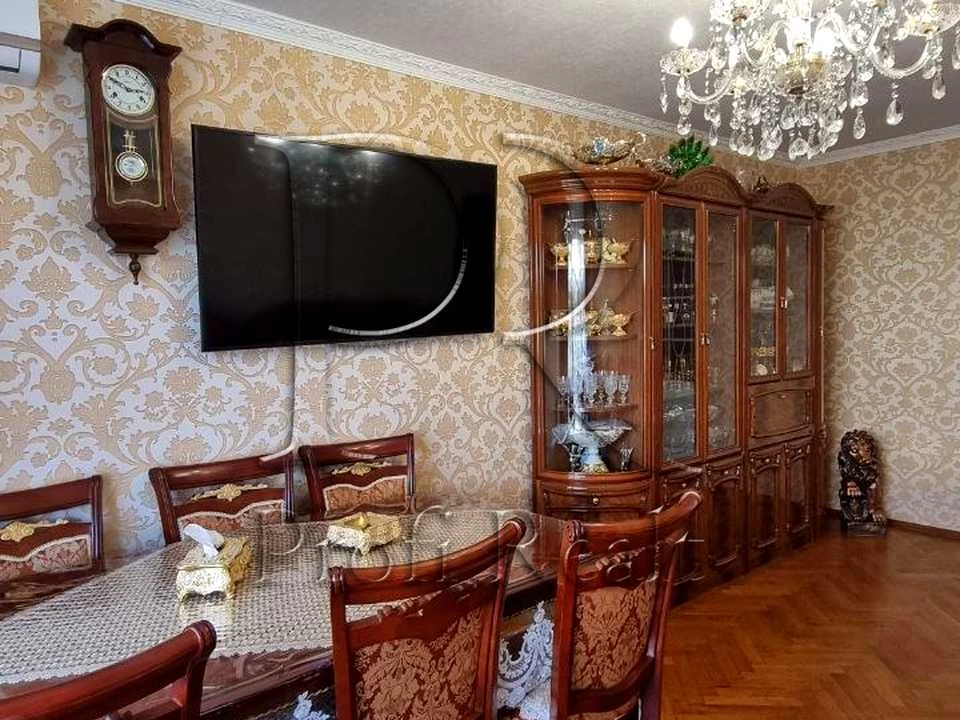 Квартира. Київ, Андрія Малишка вул.