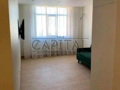 One-room apartment. Kyiv, Oleina Pchilka St.