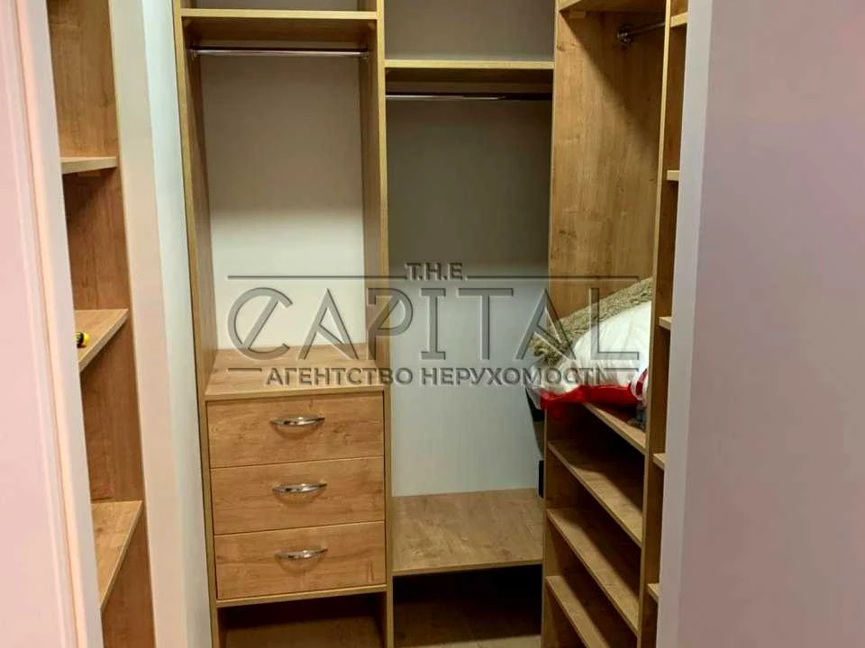 One-room apartment. Kyiv, Oleina Pchilka St.