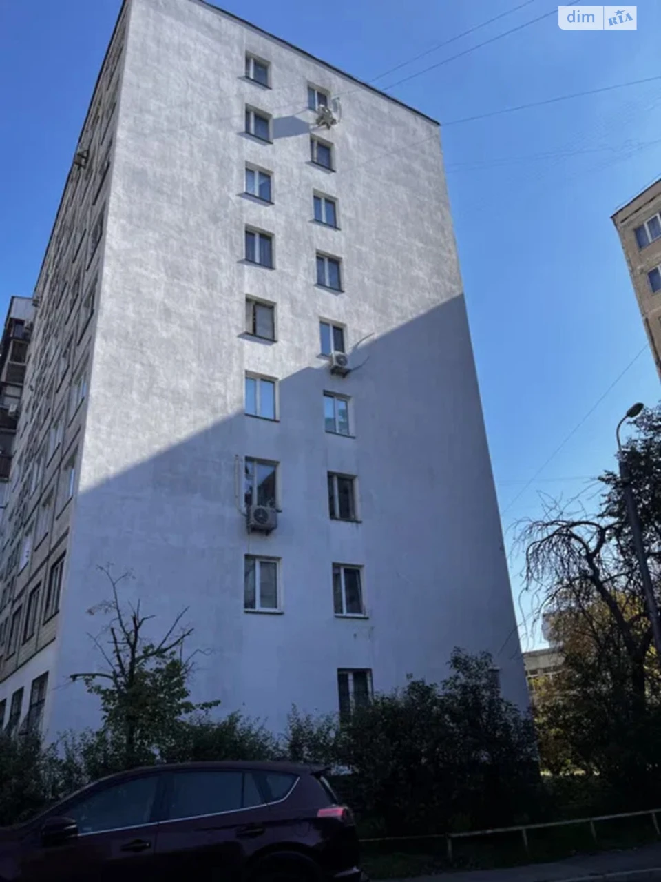 Sale of Apartment on Prospekt Romana Shukhyevych