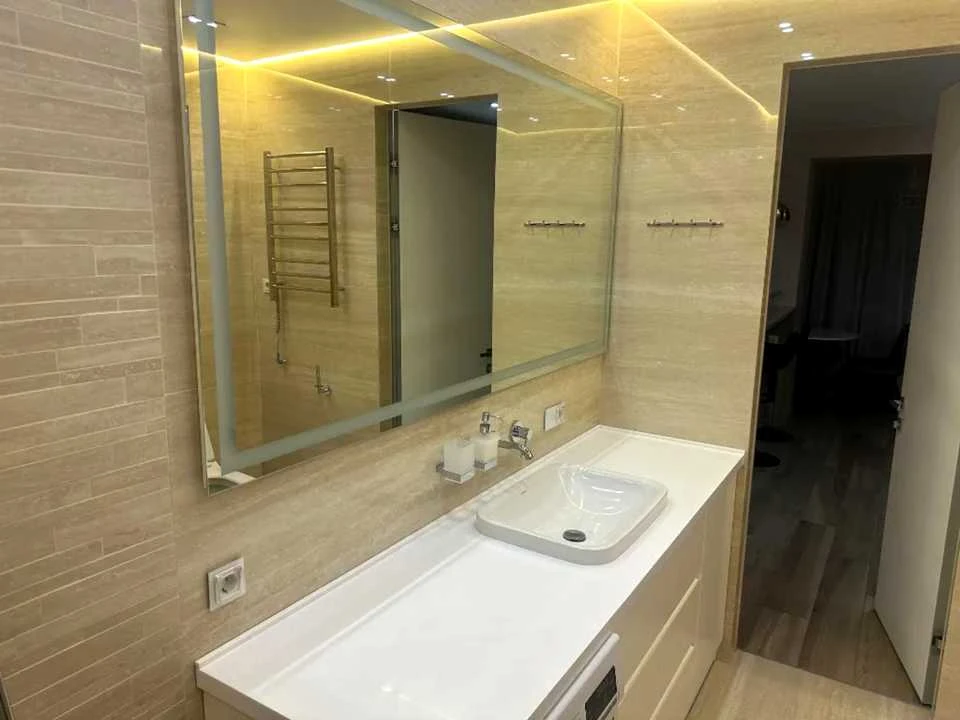 Apartment. Dnipro, Slav Bulv.