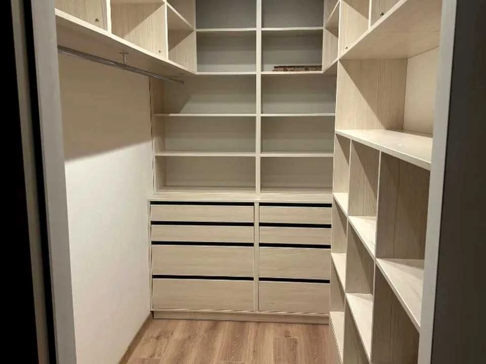Apartment. Dnipro, Slav Bulv.