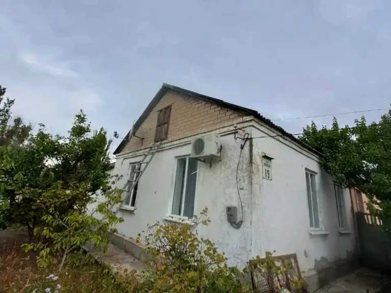 House. Zaporizhsk St, Dnipro