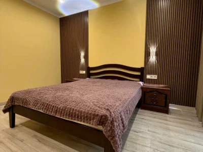 Apartment. Львів, Залізнична St.