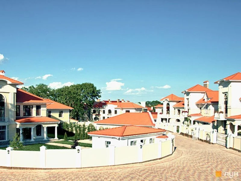 House for sale in the OASIS cooperative, D.Donskogo, 777m²