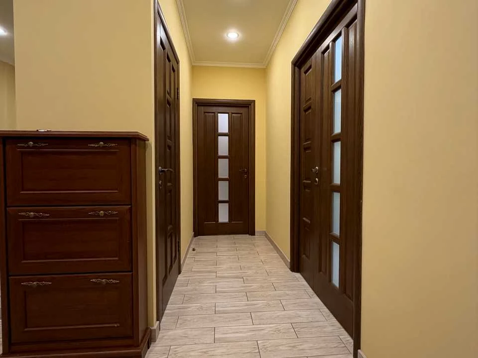 Apartment. Львів, Залізнична St.