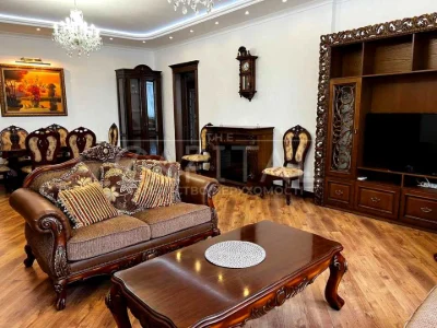 Apartment. Eugene Konovalets St., Kyiv